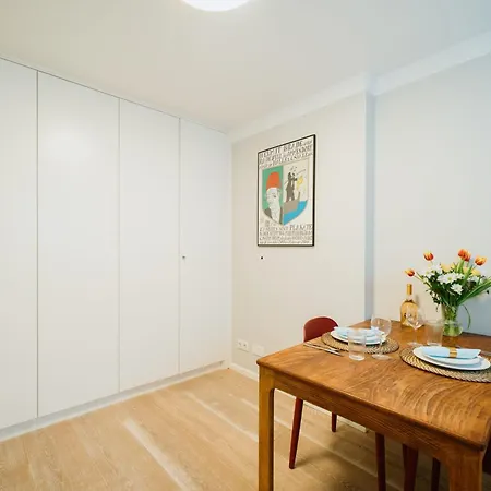 Homely Berlin - Cozy Studio, Modern, Near Theater & Kurfuerstendamm Eksteriør billede