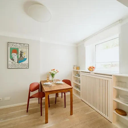 Homely Berlin - Cozy Studio, Modern, Near Theater & Kurfuerstendamm Eksteriør billede