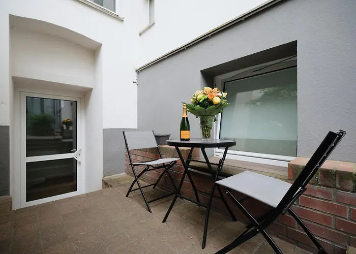 Homely Berlin - Cozy Studio, Modern, Near Theater & Kurfuerstendamm