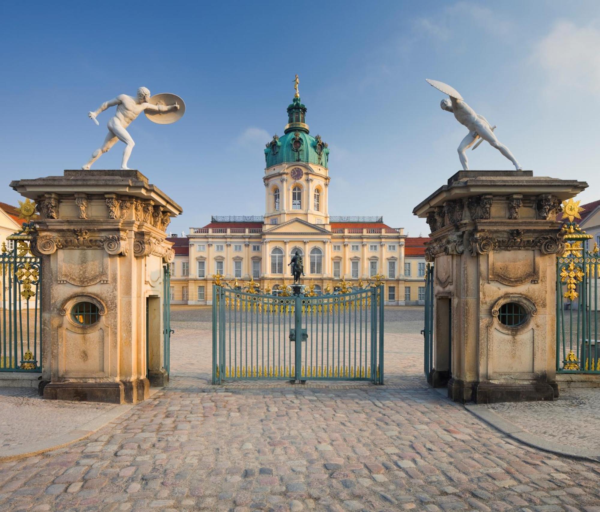 Homely - Cozy Studio, Modern, Near Theater & Kurfuerstendamm Appartamento *